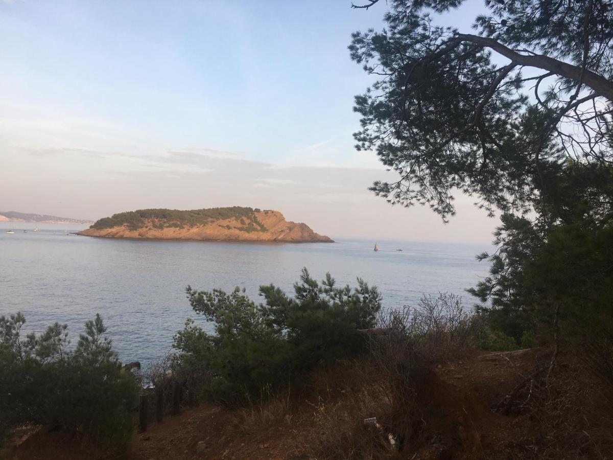 Fanny Wifi Climatise Tout A Pieds 4 Personnes La Ciotat Exteriör bild