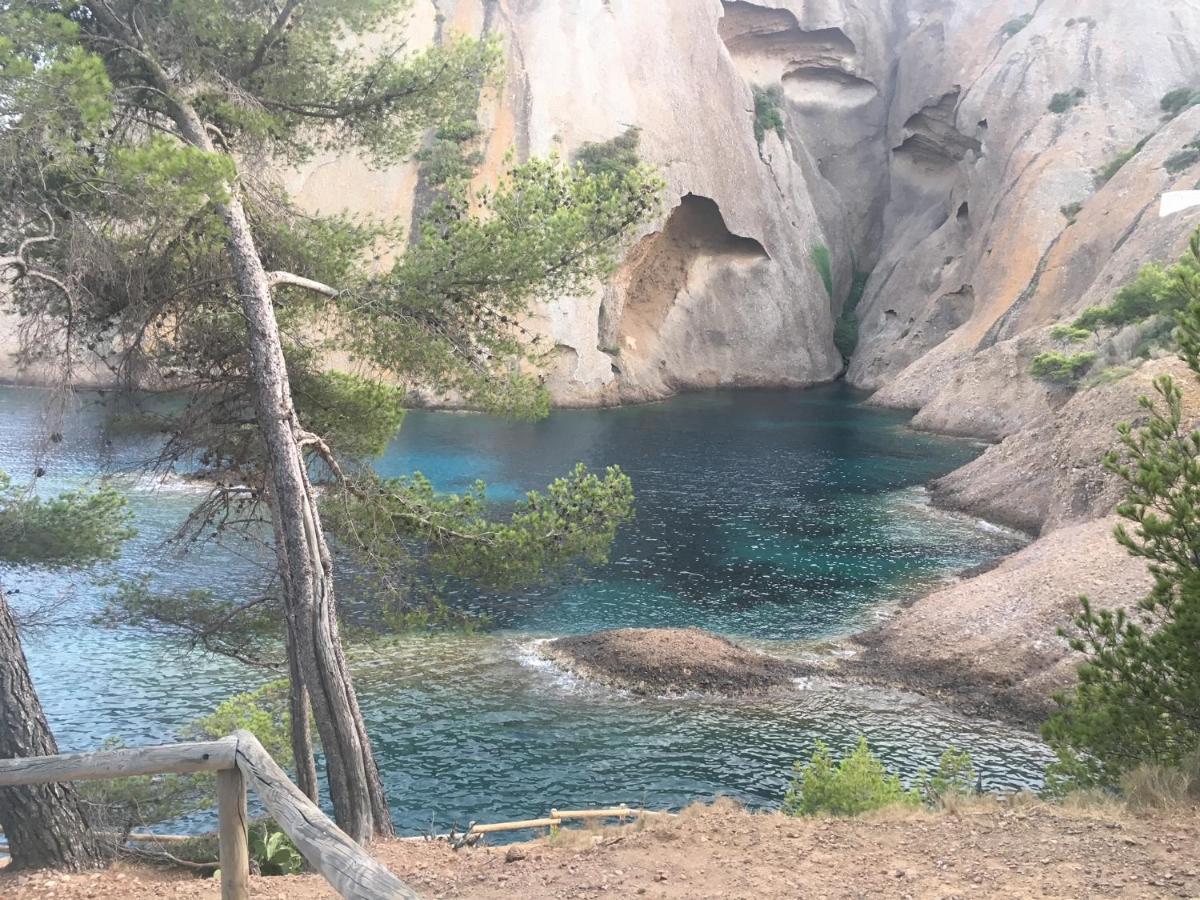 Fanny Wifi Climatise Tout A Pieds 4 Personnes La Ciotat Exteriör bild